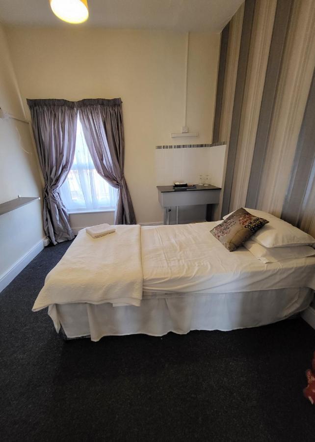 The Collingwood Guest House Great Yarmouth Exteriör bild